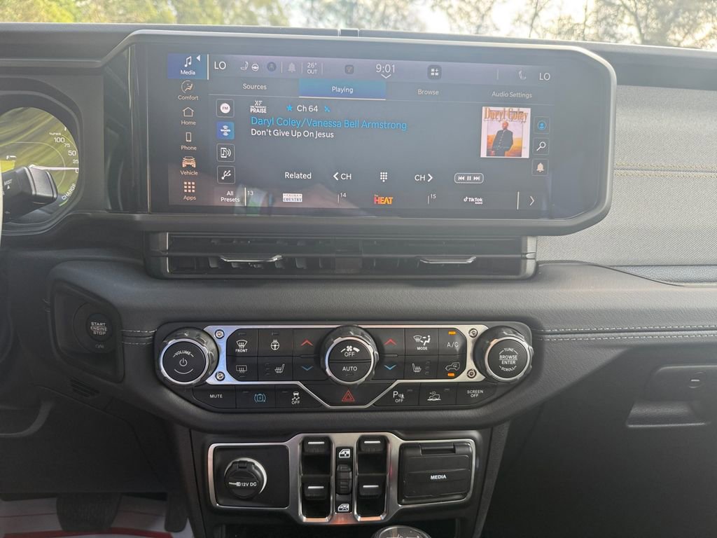 Certified 2025 Jeep Wrangler Unlimited Sahara w/ Safety Group image 24