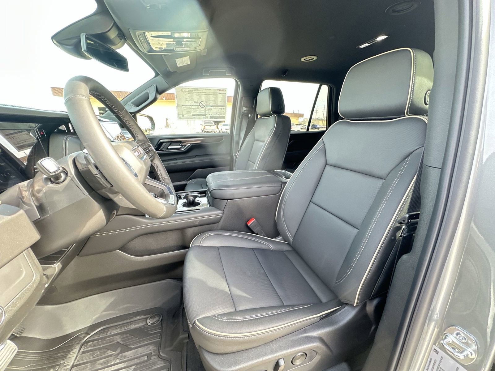 New 2026 GMC Yukon Elevation w/ LPO, Floor Liner Package AWD/4WD image 19