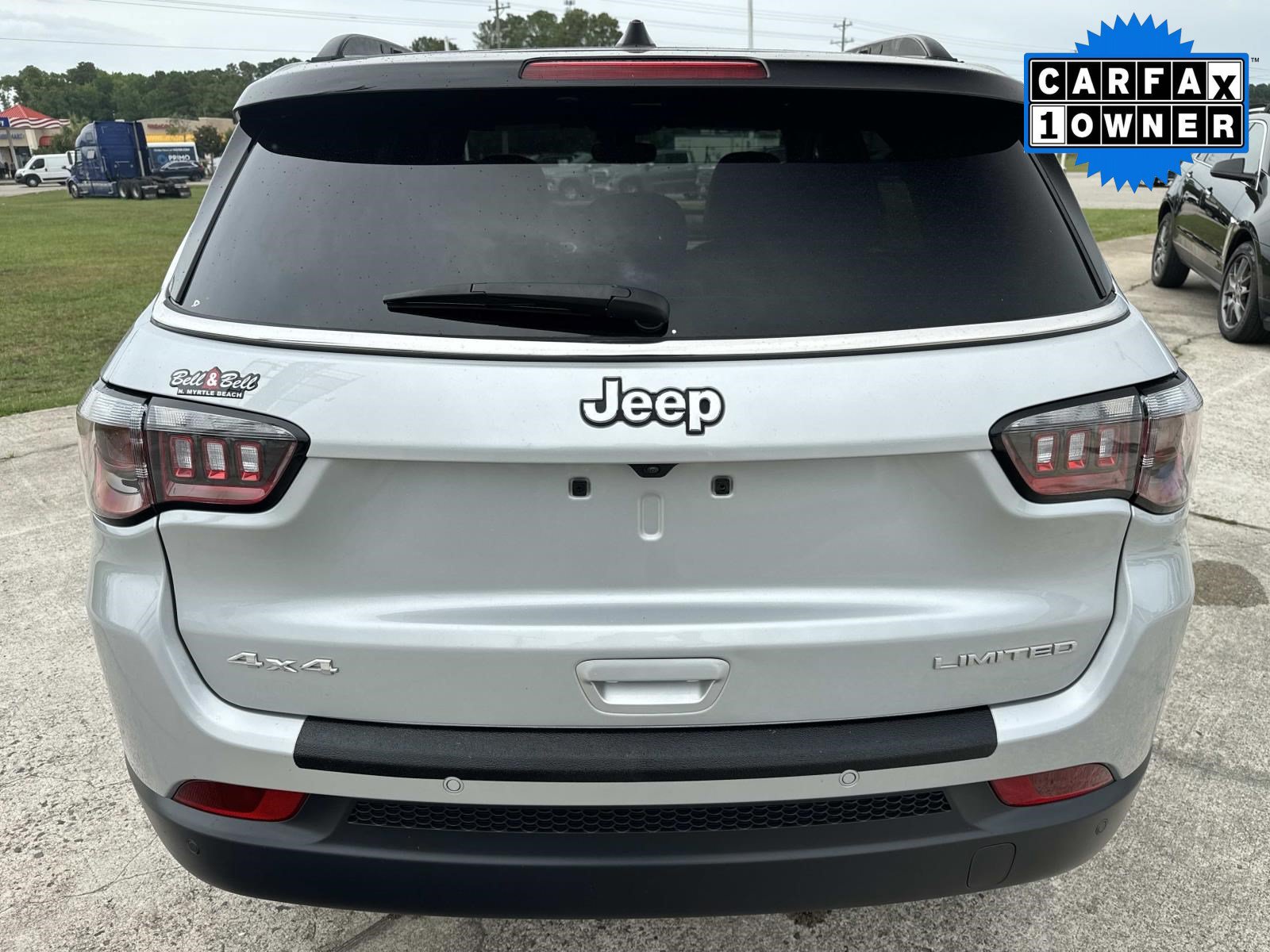 Used 2025 Jeep Compass Limited AWD/4WD image 5