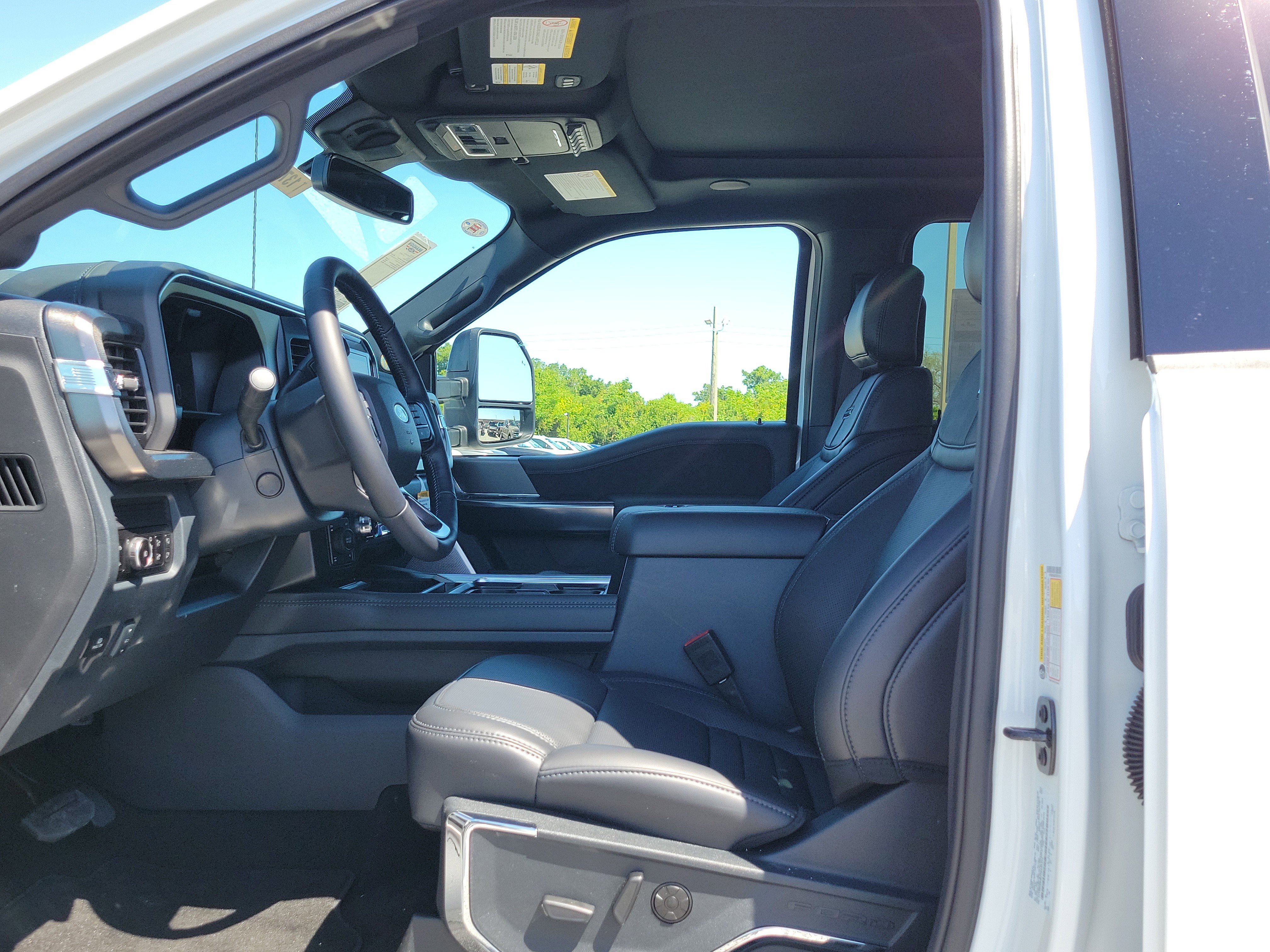 New 2026 Ford F250 Platinum AWD/4WD image 17