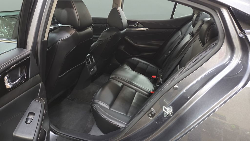 Used 2023 Nissan Maxima SL FWD image 20