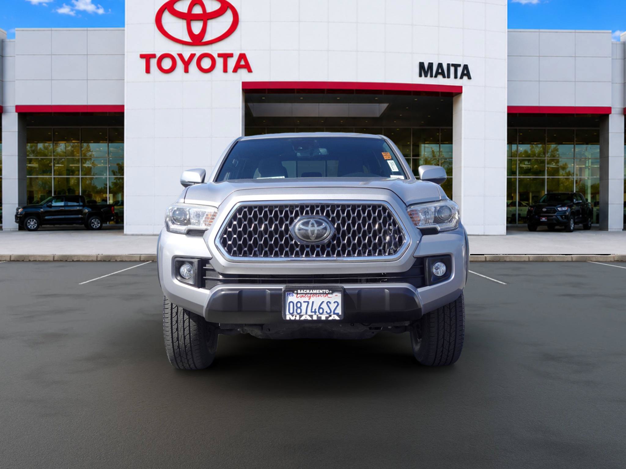 Used 2019 Toyota Tacoma TRD Off-Road w/ Technology Package AWD/4WD image 8