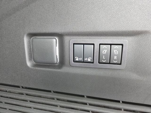 New 2026 GMC Yukon XL Denali w/ Sun & Power Step Package image 20