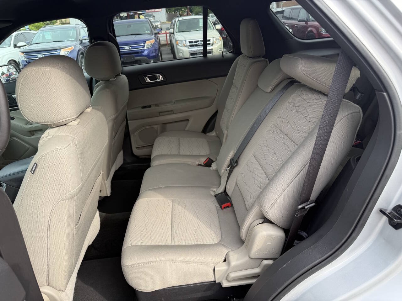 Used 2015 Ford Explorer 4WD image 8