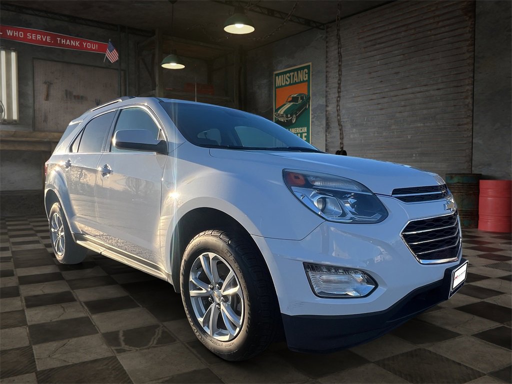 Used 2017 Chevrolet Equinox LT w/ Convenience Package image 7