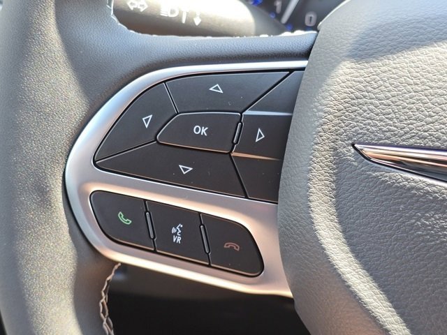New 2026 Chrysler Pacifica Select image 14