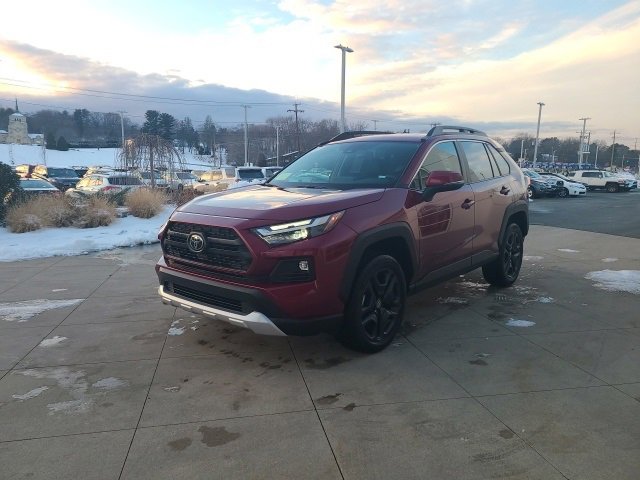 Used 2024 Toyota RAV4 Adventure image 3