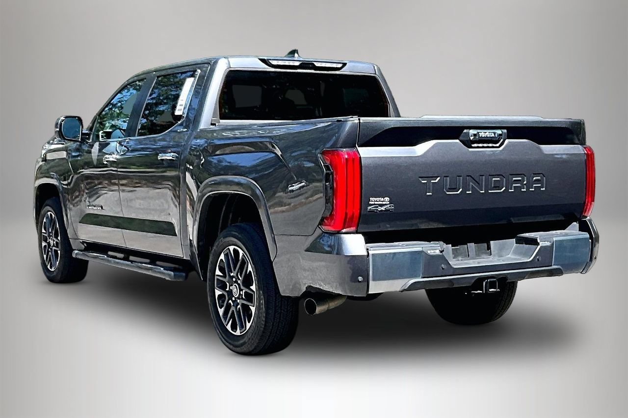Used 2024 Toyota Tundra Limited w/ Power Package AWD/4WD image 4