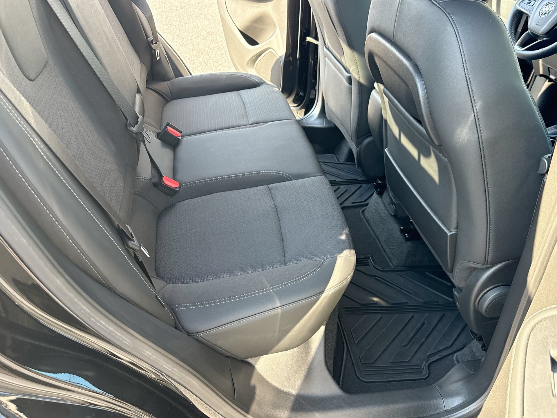 Used 2022 Buick Encore GX Select FWD image 27