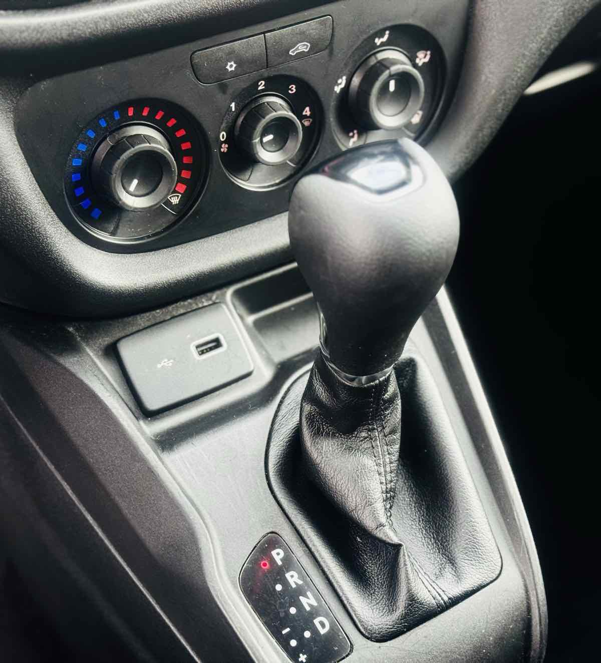 Used 2021 RAM ProMaster City Tradesman image 24