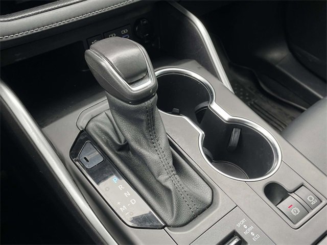 Used 2022 Toyota Highlander XLE image 31