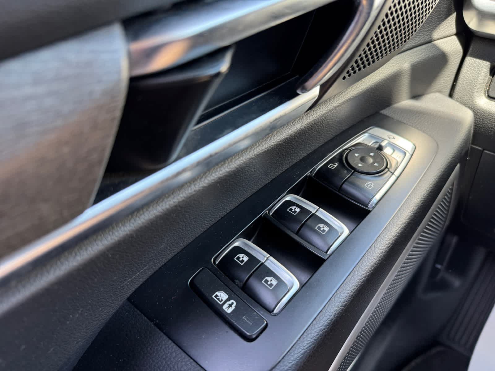 Used 2020 Kia Telluride EX w/ EX Premium Package AWD/4WD image 19