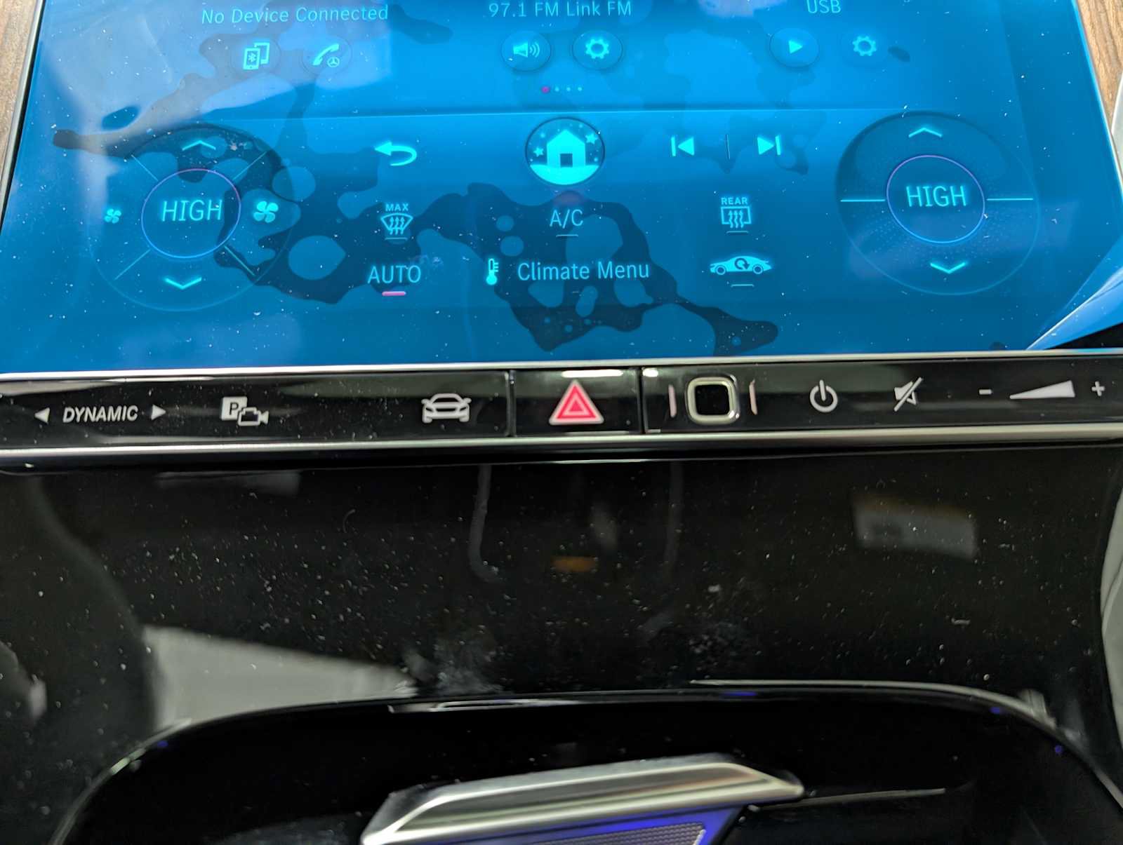 New 2026 Mercedes-Benz C 300 4MATIC Sedan image 28