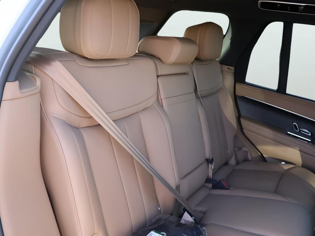 New 2026 Land Rover Range Rover SE AWD/4WD image 12