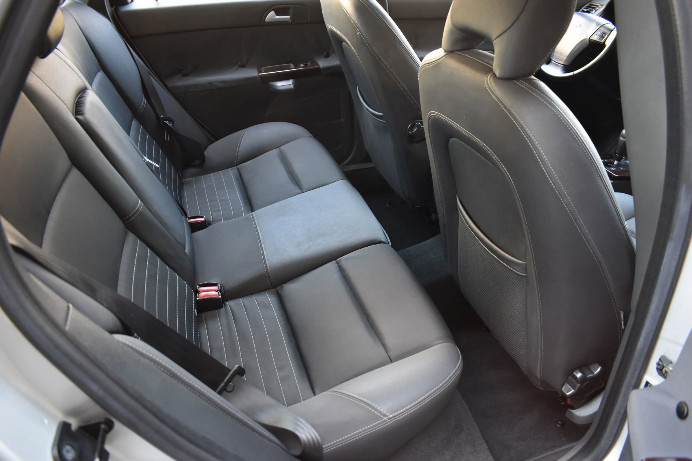 Used 2007 Volvo S40 2.4i image 15