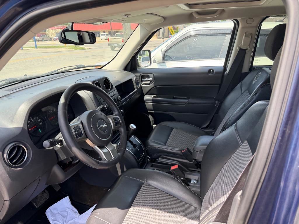 Used 2013 Jeep Patriot Latitude w/ Freedom Edition Pkg AWD/4WD image 14