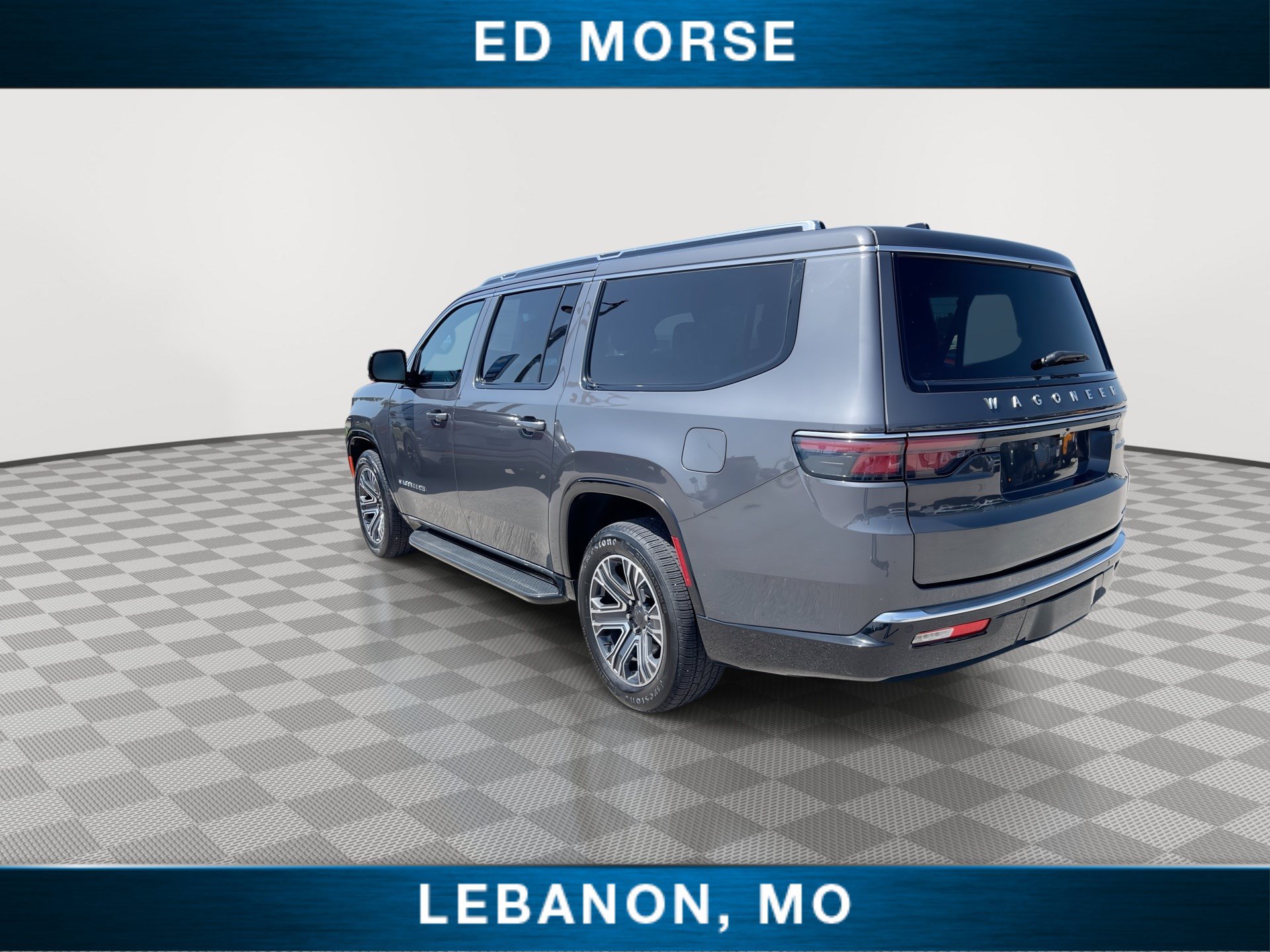 Used 2024 Jeep Wagoneer L Series II w/ Flexible Seating Group AWD/4WD image 6
