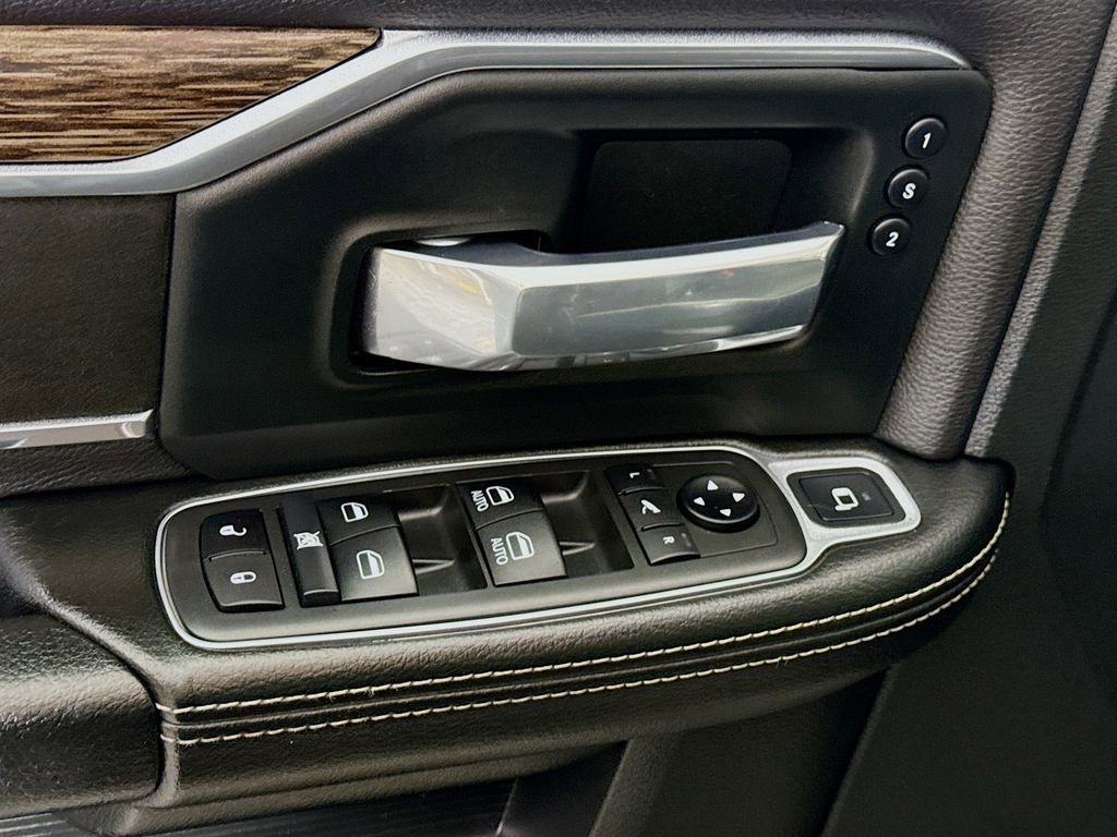 Used 2020 RAM 2500 Laramie image 25