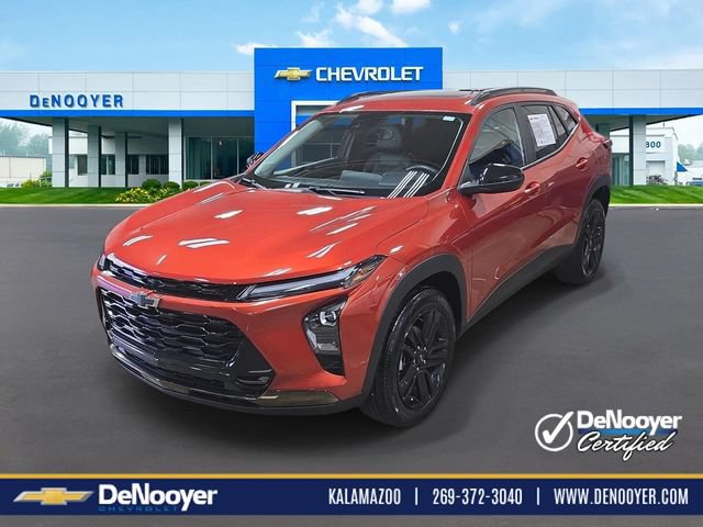 Used 2024 Chevrolet Trax ACTIV w/ Sunroof Package FWD 360° Tour