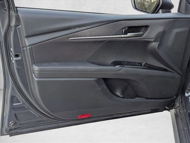 Used 2025 Toyota Camry LE image 7