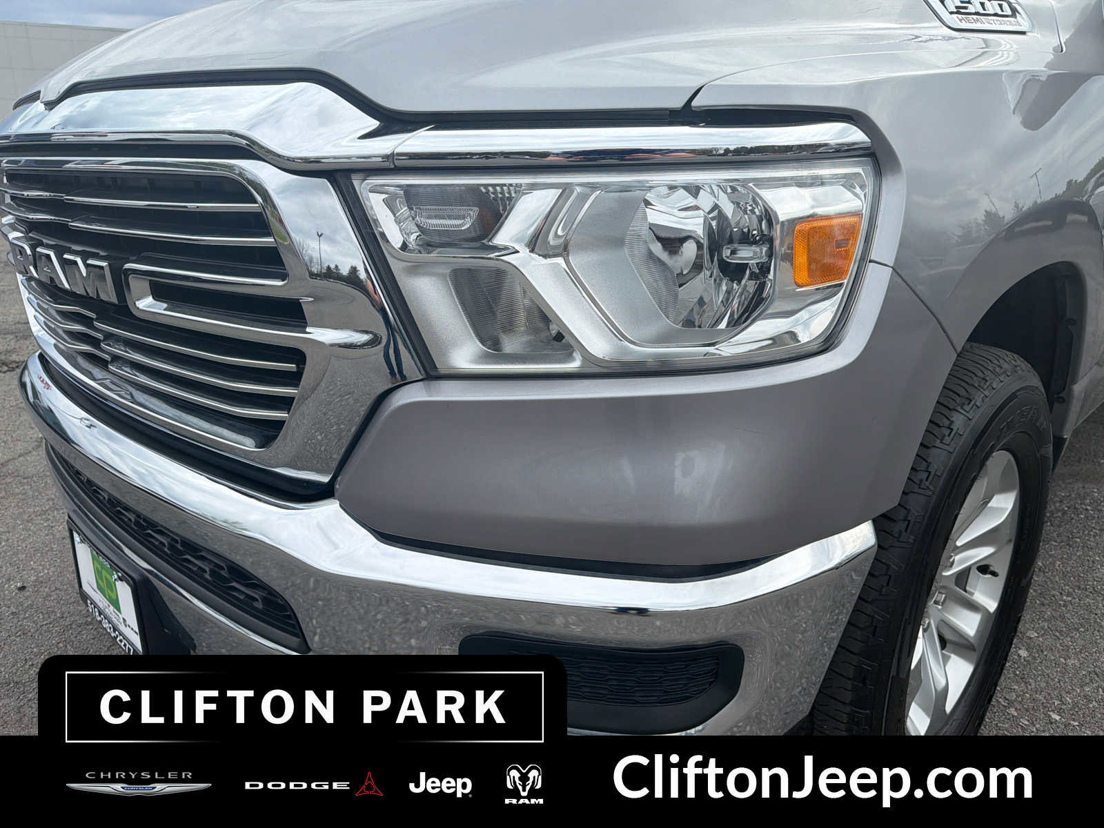 Certified 2024 RAM 1500 Laramie AWD/4WD image 8