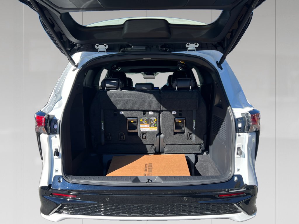 New 2026 Toyota Sienna XSE AWD/4WD image 20