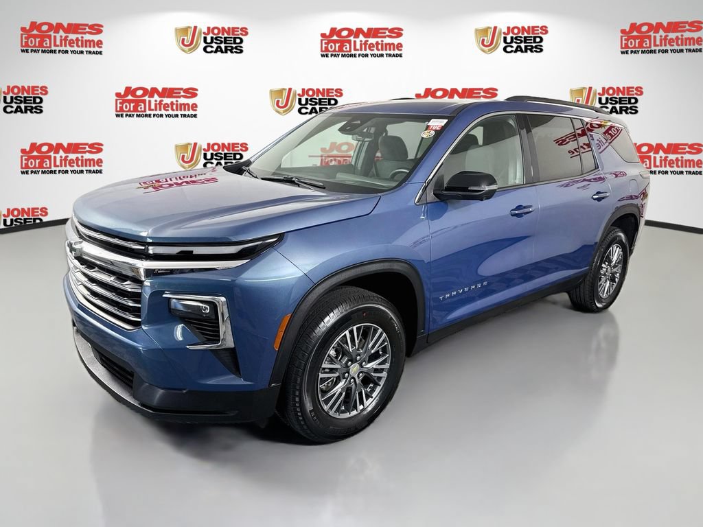 Used 2024 Chevrolet Traverse LT AWD/4WD image 13