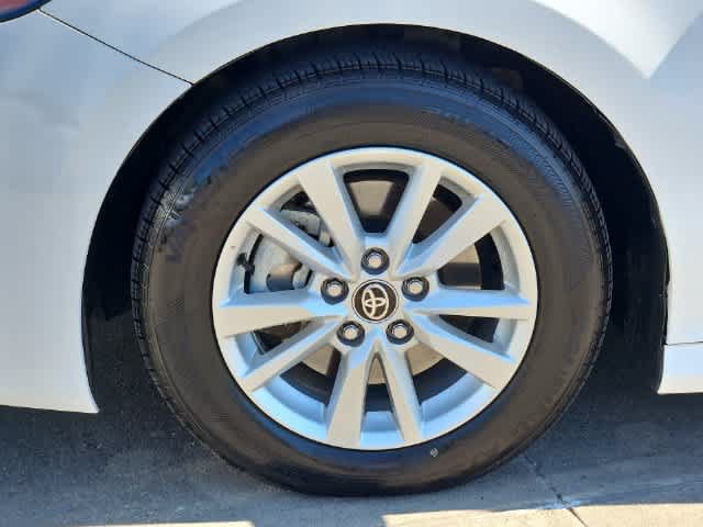 Used 2025 Toyota Camry LE FWD image 13