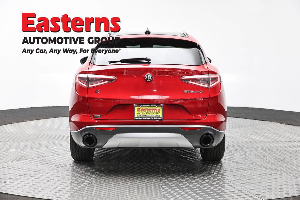 Used 2024 Alfa Romeo Stelvio Ti w/ Active Assist Plus Package AWD/4WD image 6