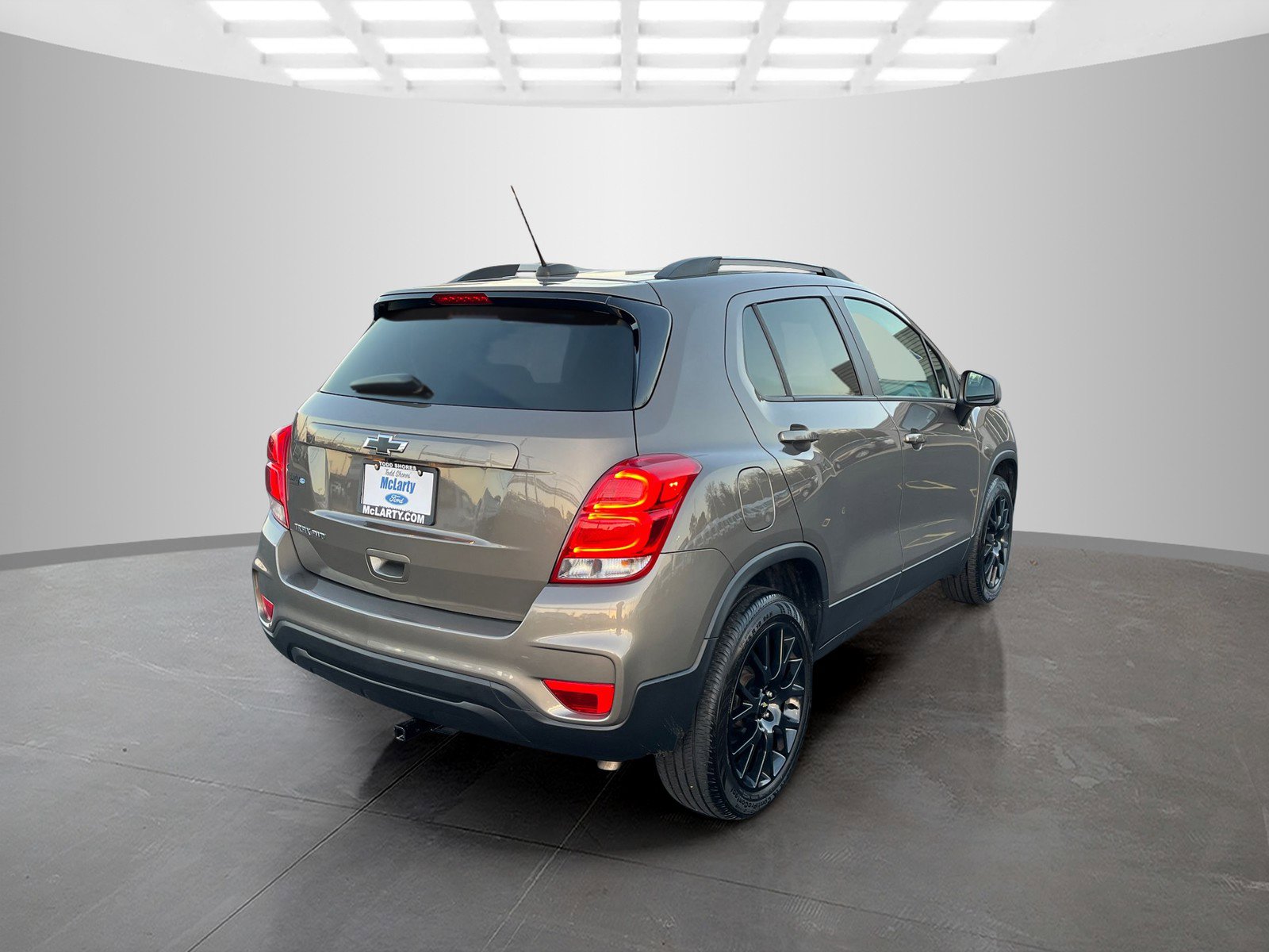 Used 2022 Chevrolet Trax LT w/ Sport Edition image 4