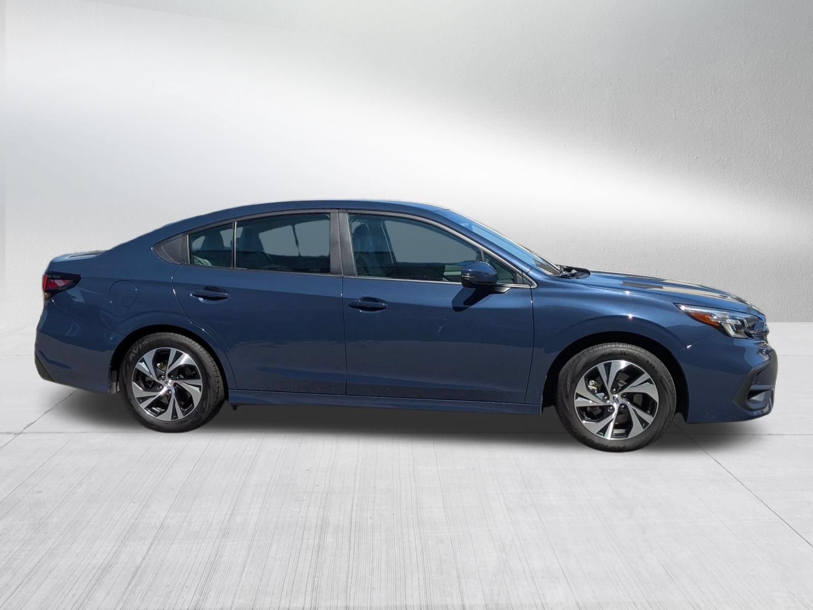Used 2025 Subaru Legacy Premium AWD/4WD image 6