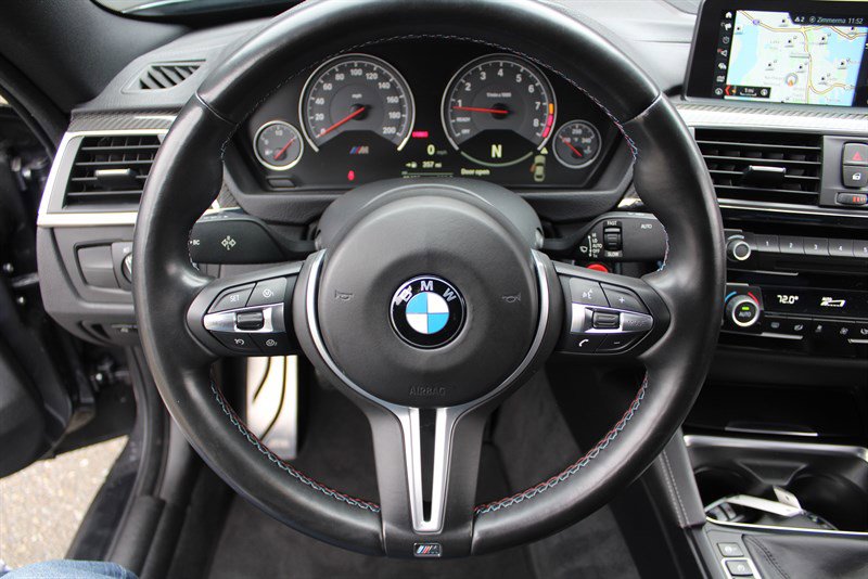 Used 2020 BMW M4 Coupe image 18