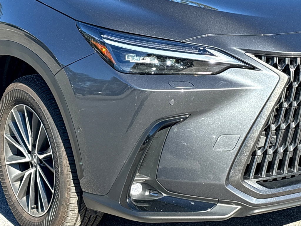 Used 2025 Lexus NX 300h AWD w/ Accessory Package (K3) image 31