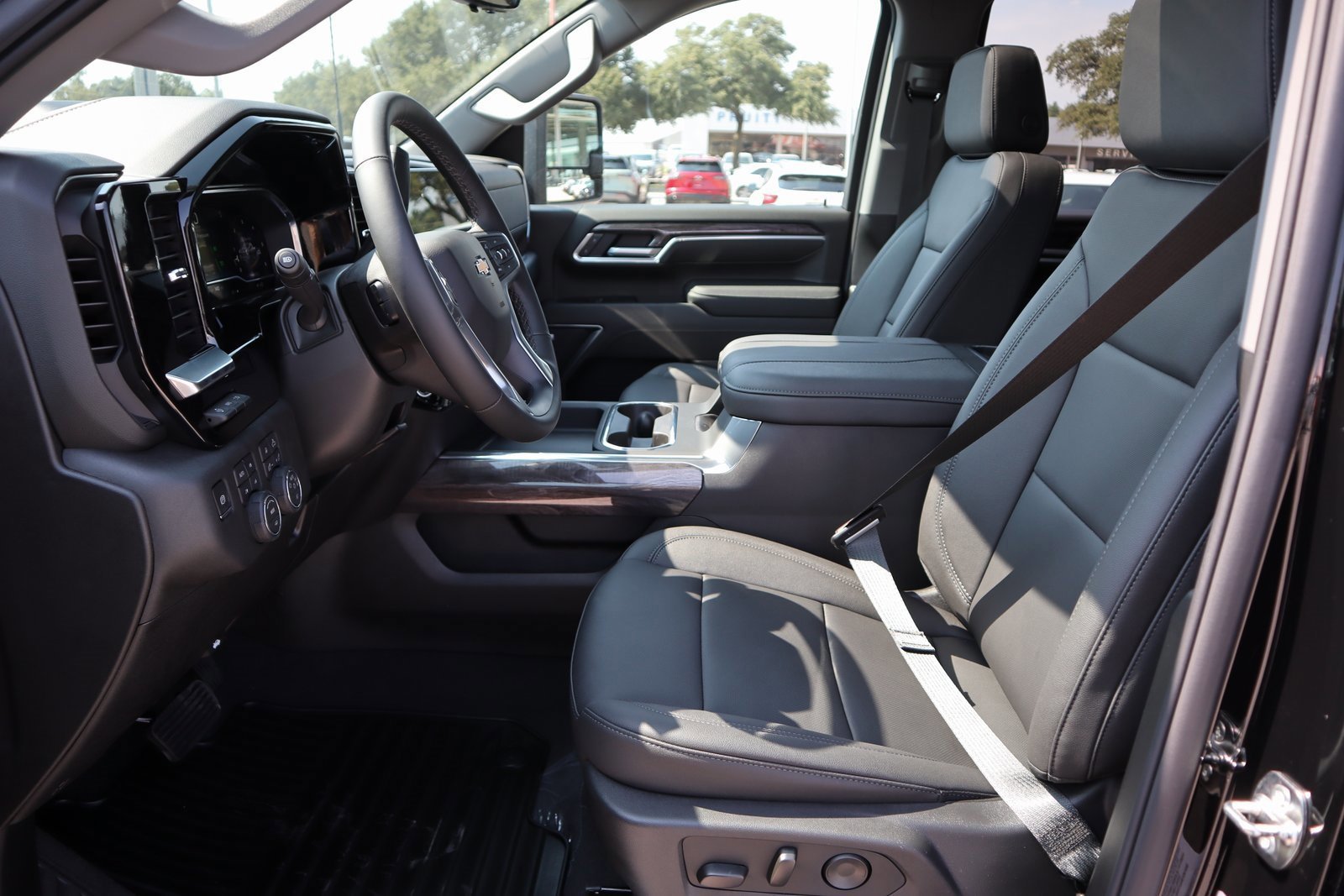 New 2025 Chevrolet Silverado 2500 LTZ w/ LTZ Convenience Package image 23