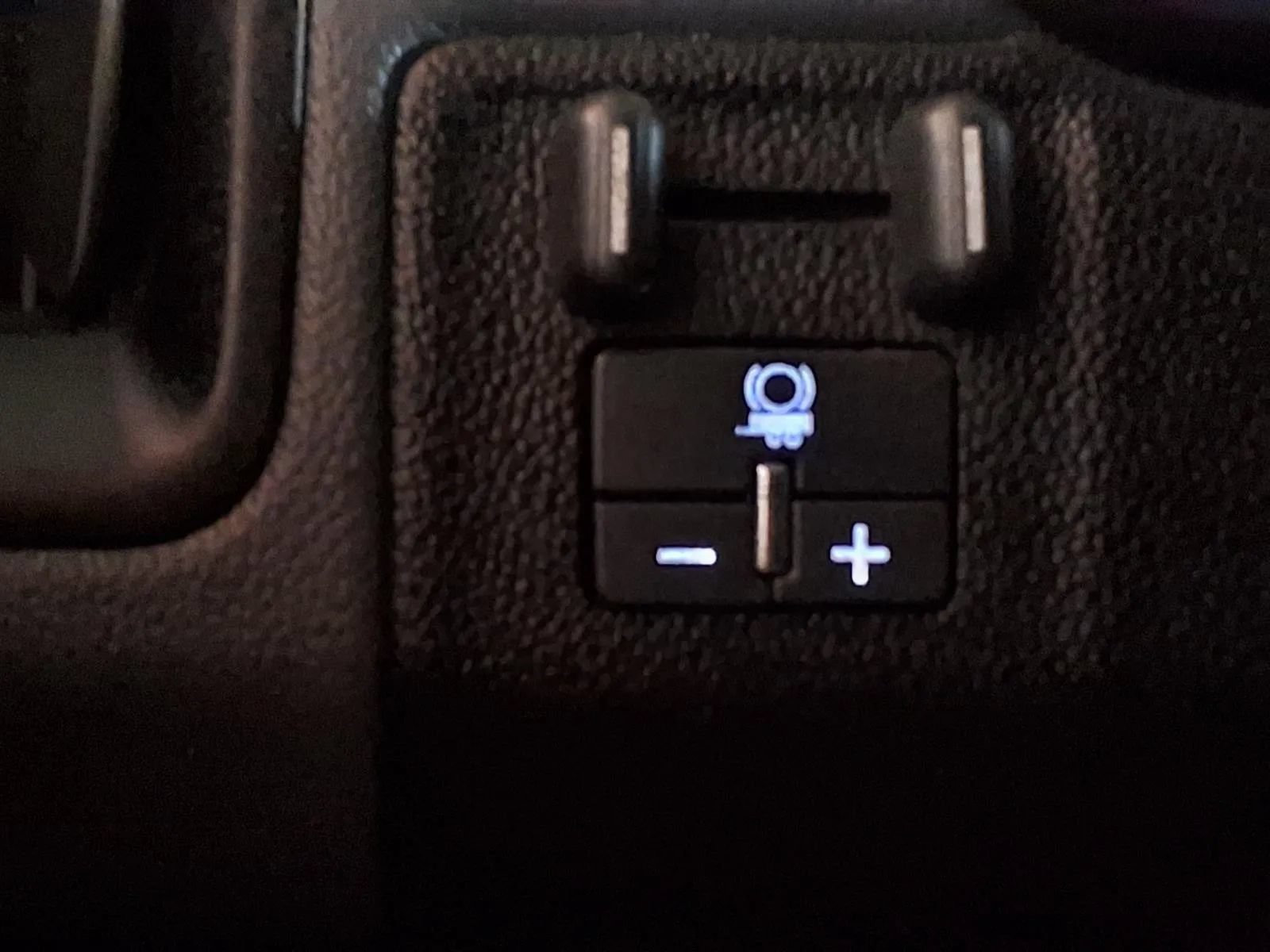 Used 2019 Chevrolet Colorado Z71 AWD/4WD image 26