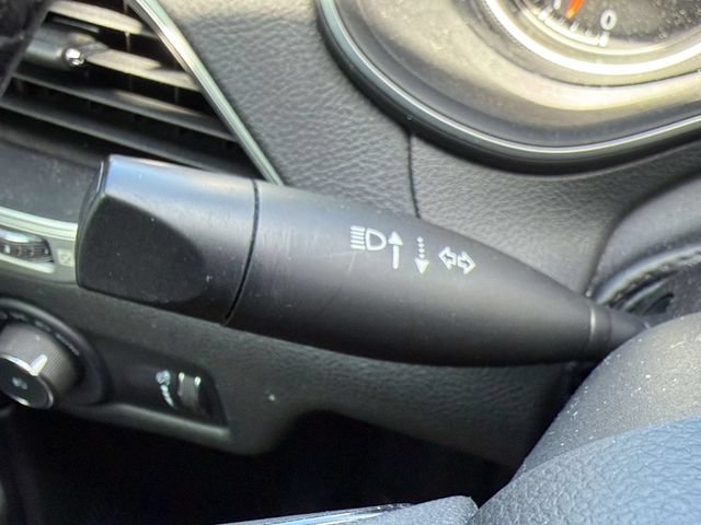 Used 2022 Jeep Cherokee Latitude w/ Sun & Sound Group AWD/4WD image 28