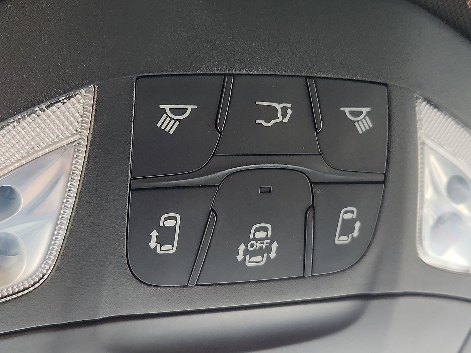 Used 2025 Chrysler Pacifica Select FWD image 21