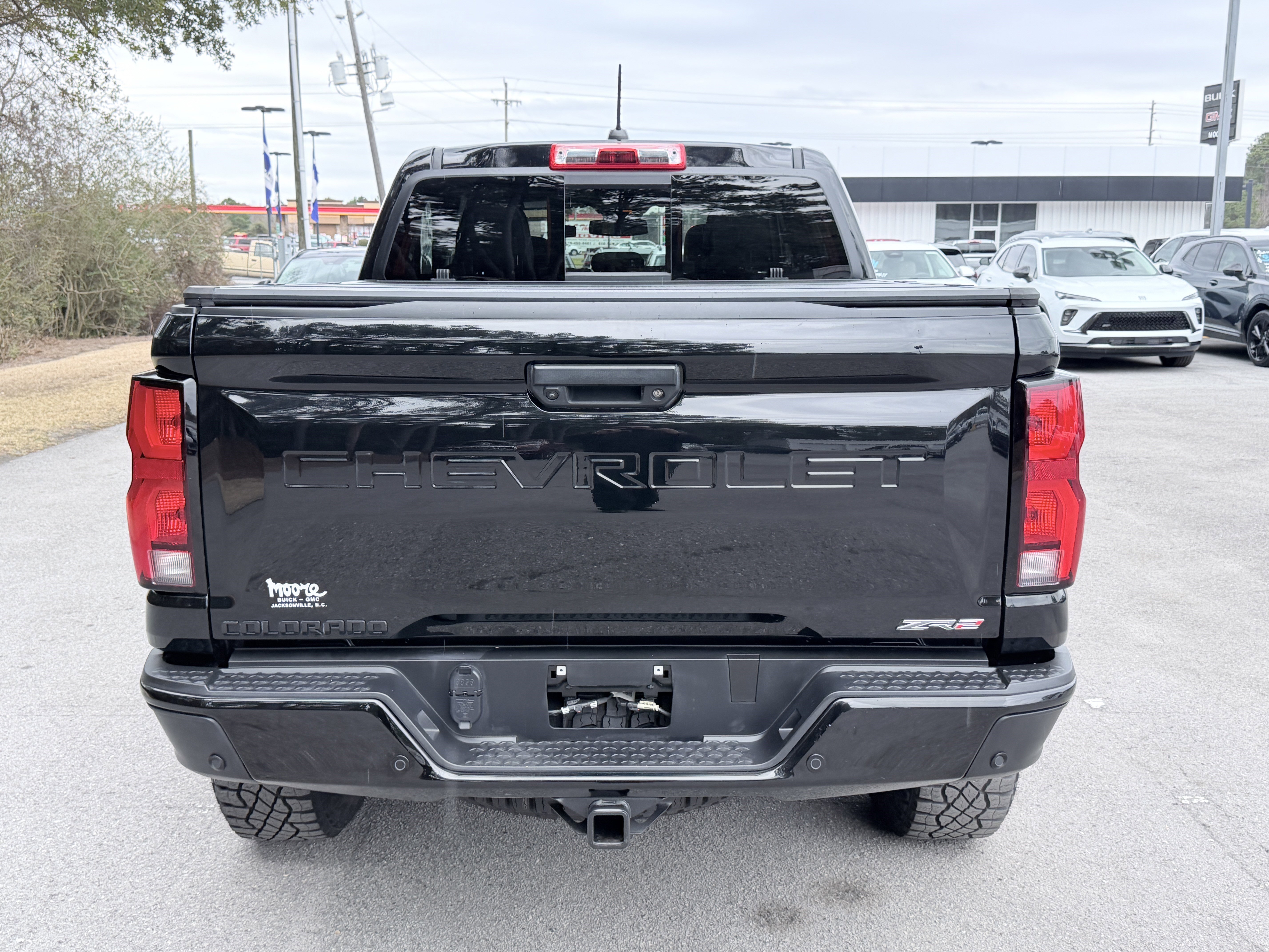 Used 2024 Chevrolet Colorado ZR2 w/ ZR2 Convenience Package III image 11