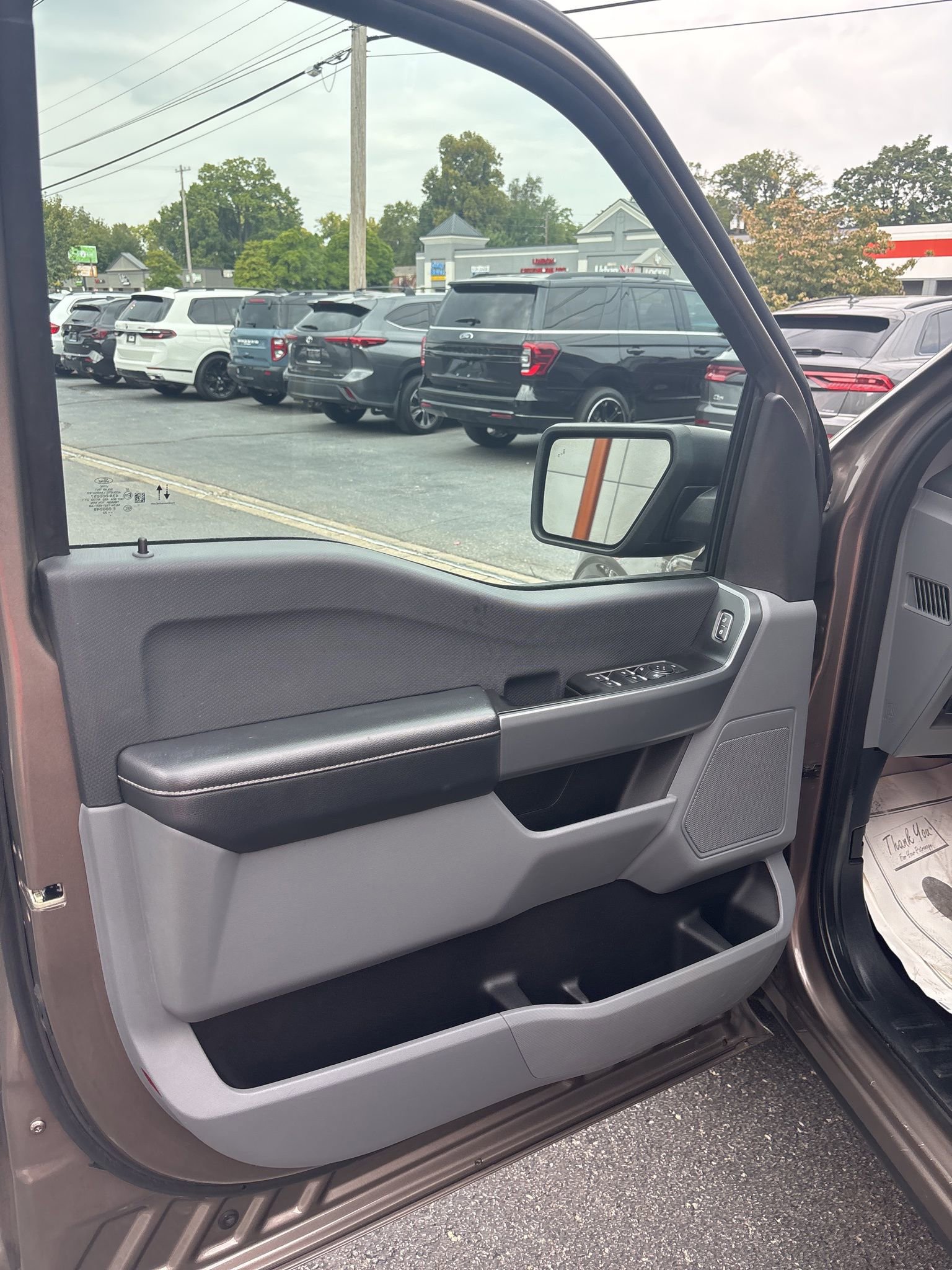 Used 2022 Ford F150 XLT image 27