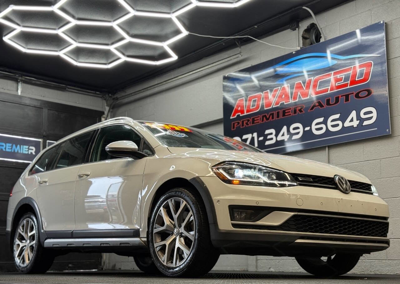 Used 2019 Volkswagen Golf Alltrack SEL image 1