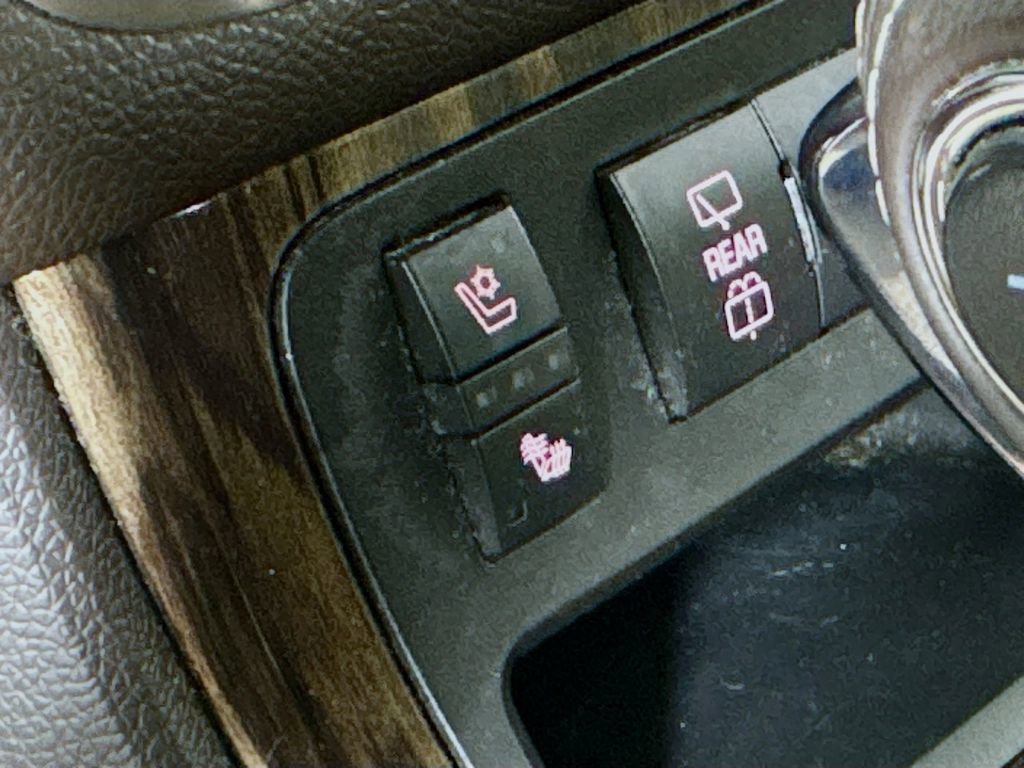 Used 2014 GMC Acadia Denali image 21