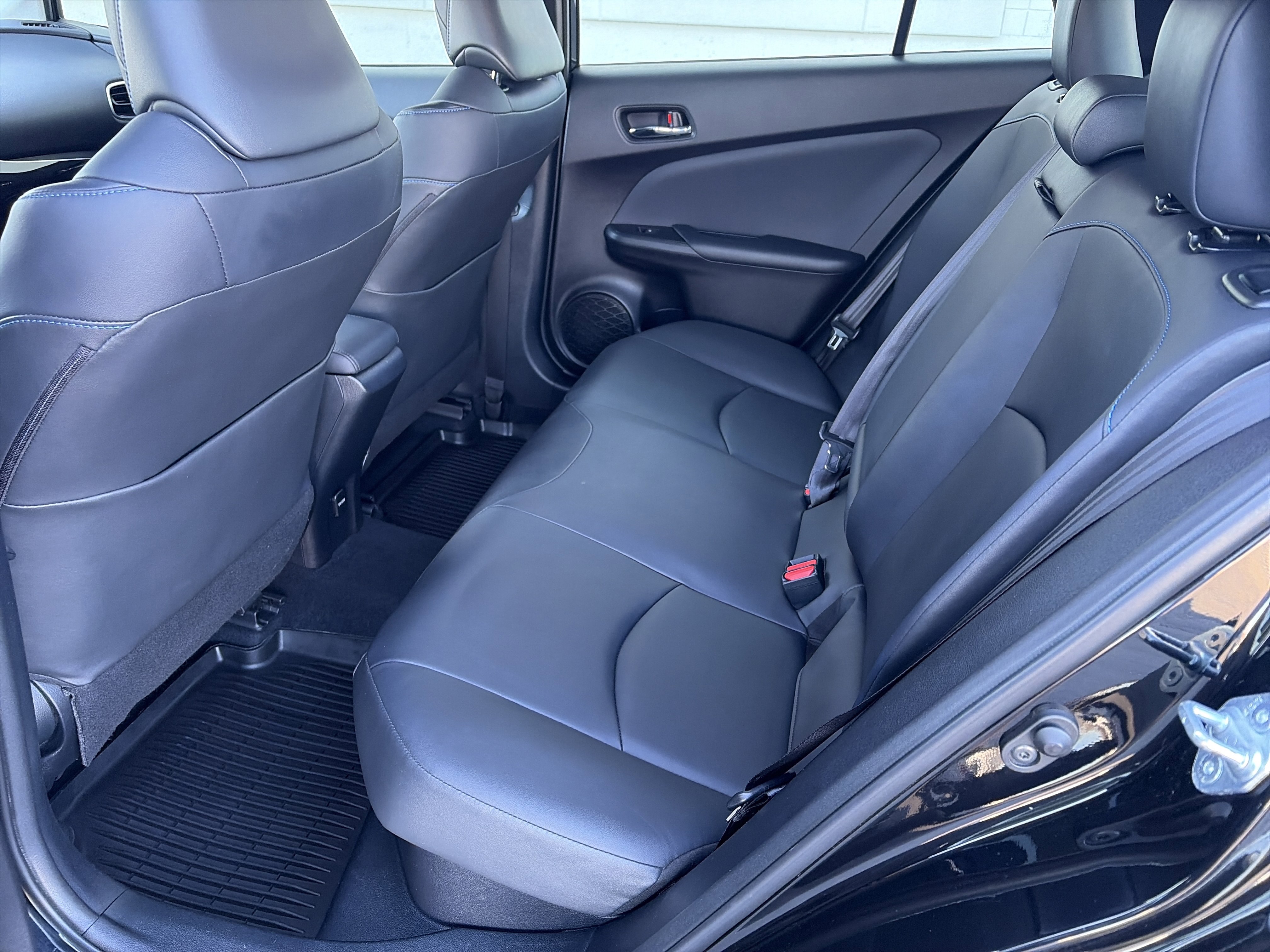 Used 2016 Toyota Prius Three Touring image 24