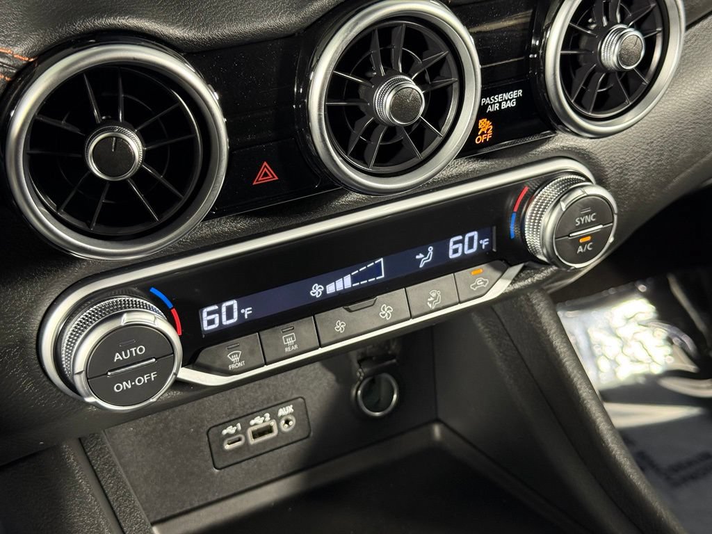 Certified 2023 Nissan Sentra SR FWD image 17