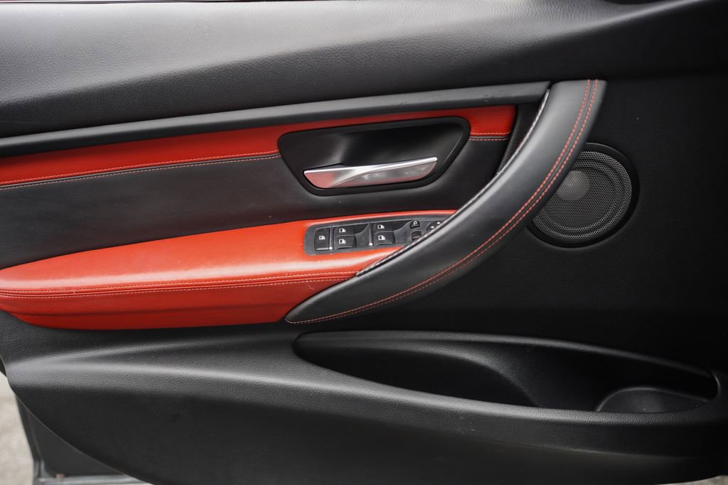 Used 2018 BMW M3 image 34