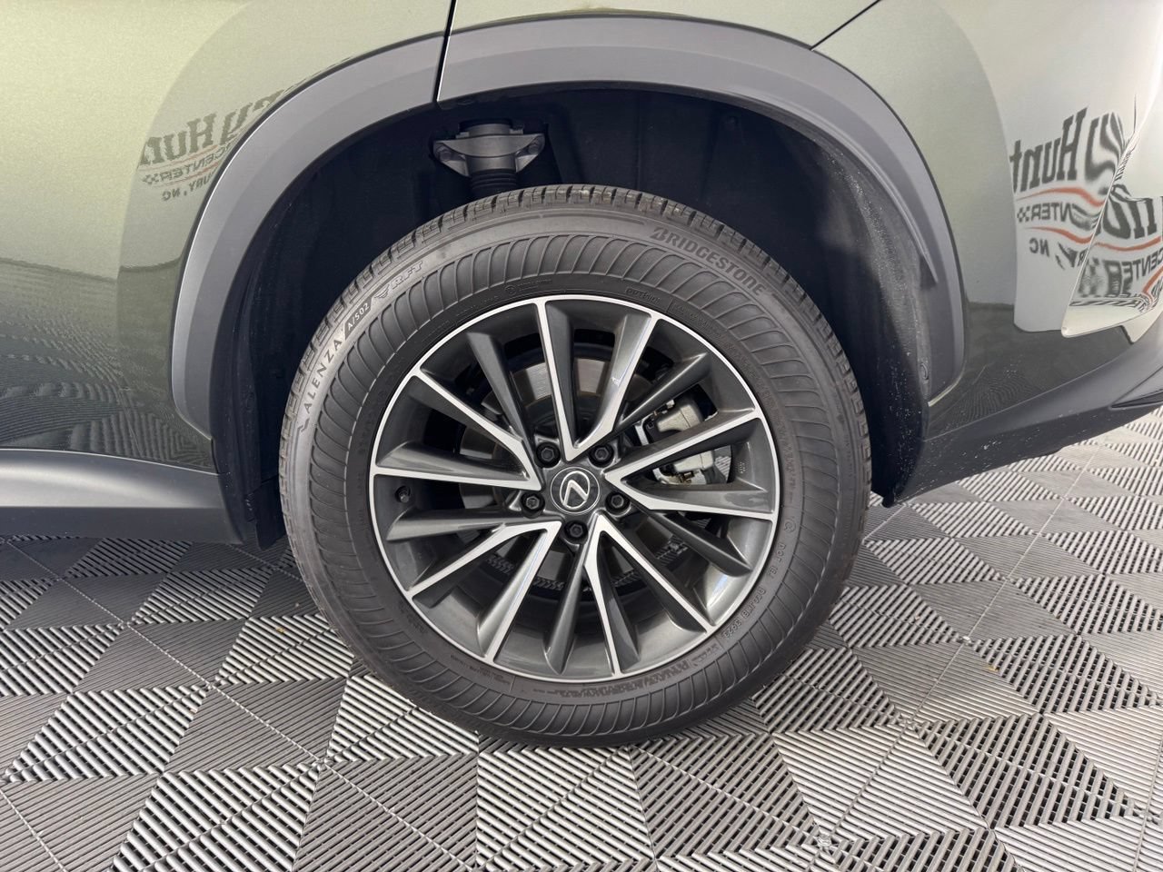 Used 2024 Lexus NX 250 FWD image 13