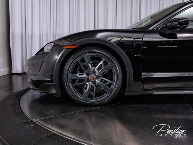 Used 2023 Porsche Taycan Cross Turismo AWD/4WD image 7