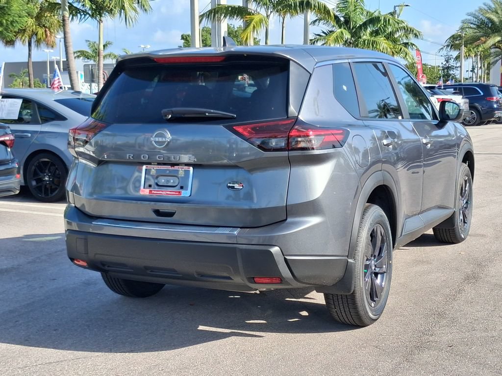 Used 2026 Nissan Rogue SV FWD image 6