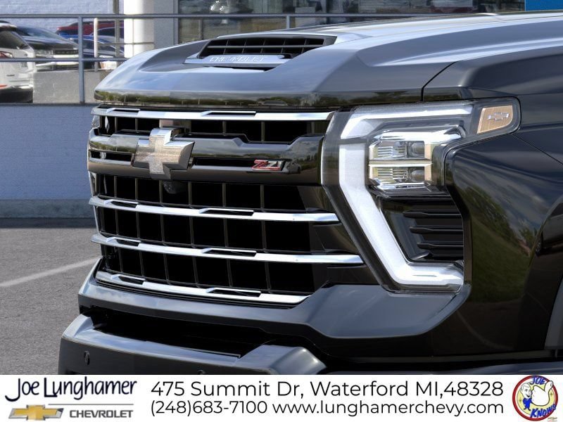 New 2026 Chevrolet Silverado 2500 LT w/ Z71 Chrome Sport Edition AWD/4WD image 13