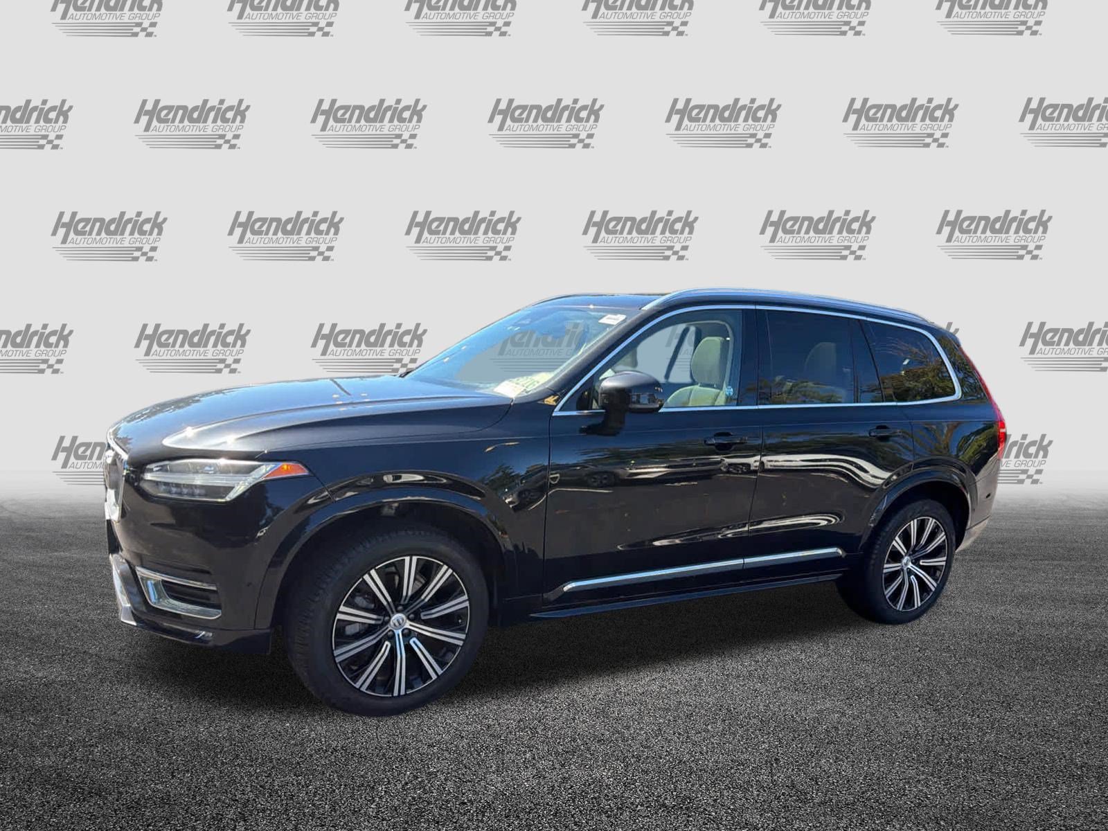Used 2025 Volvo XC90 B6 Plus AWD/4WD image 7