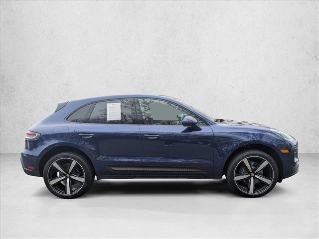 Used 2023 Porsche Macan image 4